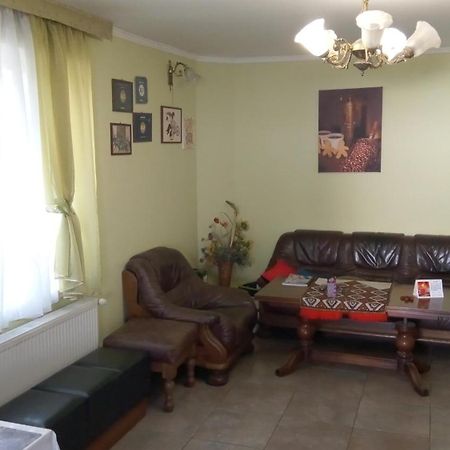 Coffee Hostel Lviv Exteriör bild